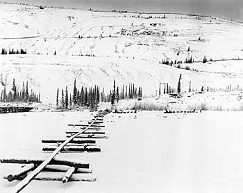 The pipeline from Norman Wells to Whitehorse crossed the Pelly River...